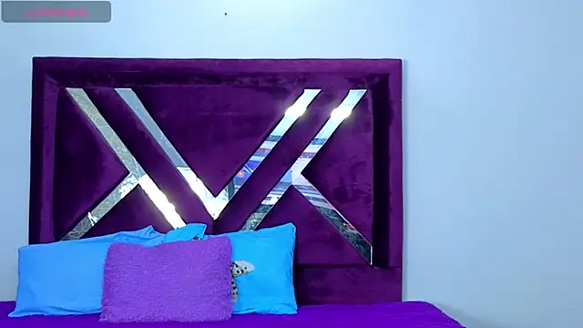 cuteeimy online show from October 20, 6:33 pm