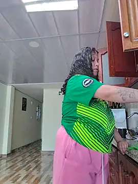 You-sexy-starr online show from October 27, 5:30 pm