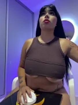 lucialauper  online show from June 4, 12:49 am
