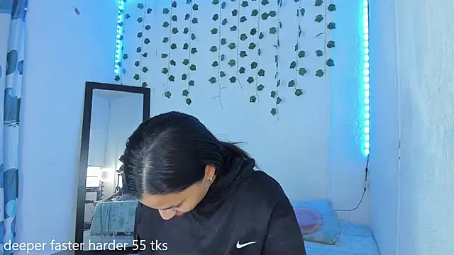 PureFire20 online show from March 4, 10:33 am