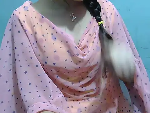 Snapshot of lovely_soniya chatting on September 10, 8:25 am lovely soniya online show from September 10, 8:25 am