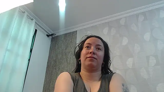 Snapshot of elamurray chatting on September 23, 11:08 am elamurray online show from September 23, 11:08 am