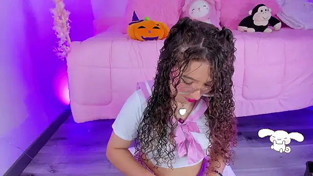 hannacutegod online show from September 27, 6:20 am