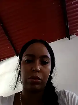 Snapshot of Fernanda30 chatting on October 14, 1:03 pm Fernanda30 online show from October 14, 1:03 pm