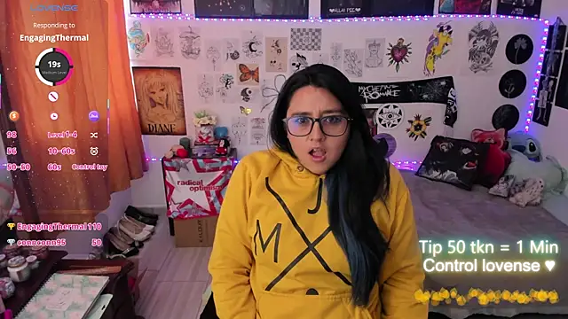 Cherry blush  online show from April 17, 9:50 pm