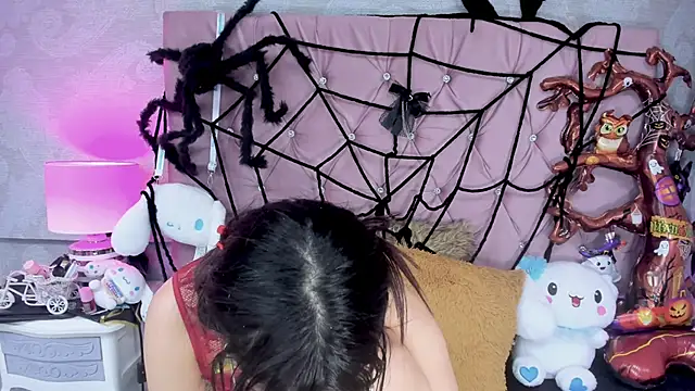 ZarahQueen online show from October 18, 1:30 am