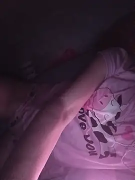 Hottiesophie online show from June 9, 9:47 pm