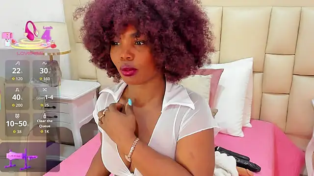 dakhota    online show from November 3, 11:25 am