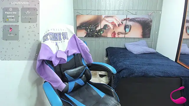 Snapshot of miaa_scott7 chatting on October 18, 5:37 pm miaa scott7 online show from October 18, 5:37 pm