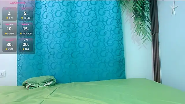 eladyrous98 online show from October 21, 2:15 am