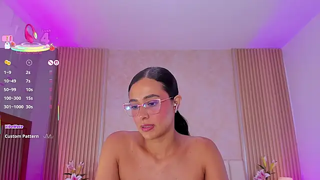 ZOEBARLOWE online show from October 17, 7:17 pm