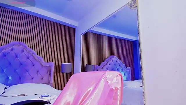 SelenaStonne online show from September 11, 10:21 pm