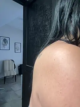 victoria amatista  online show from October 29, 3:25 pm