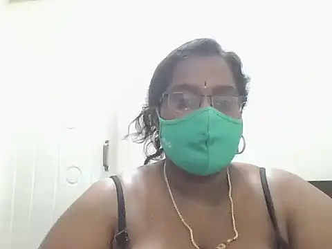 Reena-gowda online show from November 3, 8:13 pm