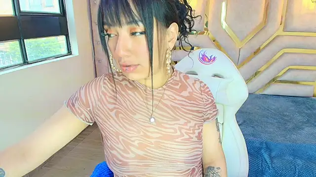 Snapshot of Soleil_66 chatting on September 22, 8:51 pm Soleil 66 online show from September 22, 8:51 pm