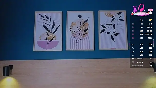 Snapshot of SarahMiler_ chatting on October 16, 11:57 am SarahMiler online show from October 16, 11:57 am