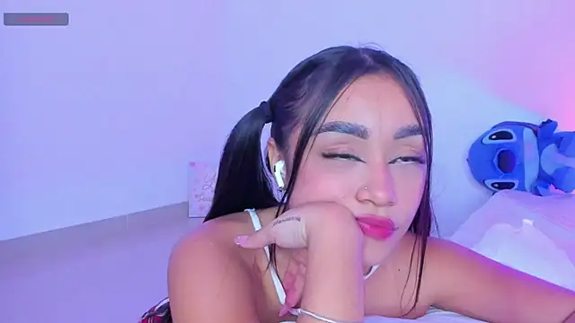 Eva cutte online show from September 11, 1:55 pm