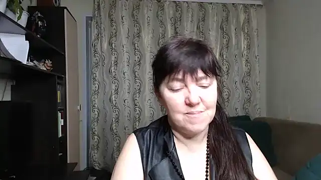 Illusionq online show from November 7, 5:02 am