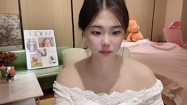 suki-1 online show from September 26, 9:07 am