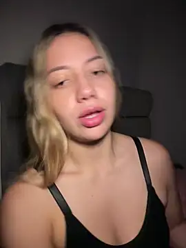 MissCat  online show from December 14, 2:28 am