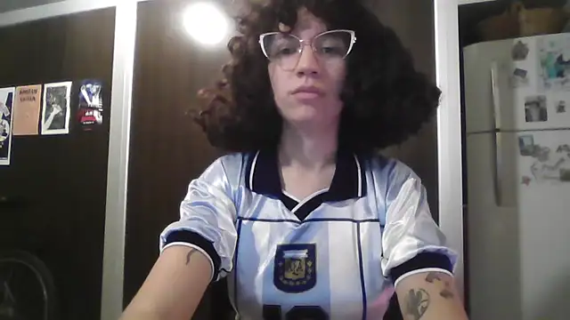 loliporomero online show from June 23, 1:25 am