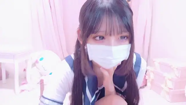 Snapshot of Mero_love_ch chatting on September 23, 9:29 am Mero love ch online show from September 23, 9:29 am