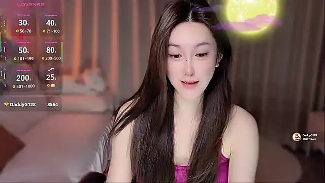 Snapshot of LILIya_11 chatting on October 1, 4:23 pm LILIya 11 online show from October 1, 4:23 pm