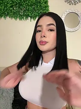 Amy ruizz online show from January 19, 10:00 am