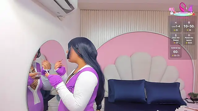 hinata dolly online show from April 19, 11:10 am