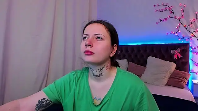 LilaVame online show from December 3, 8:55 pm