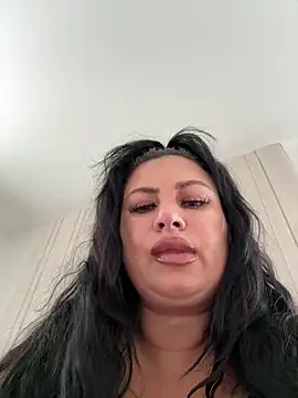 Desire-XOXOX online show from September 28, 11:26 am