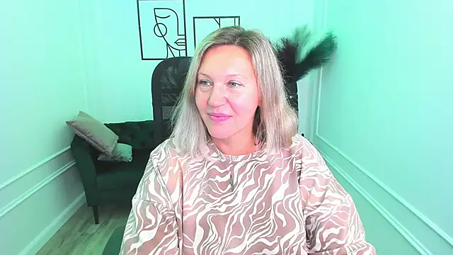Snapshot of NinaStarle chatting on September 12, 4:46 am NinaStarle online show from September 12, 4:46 am