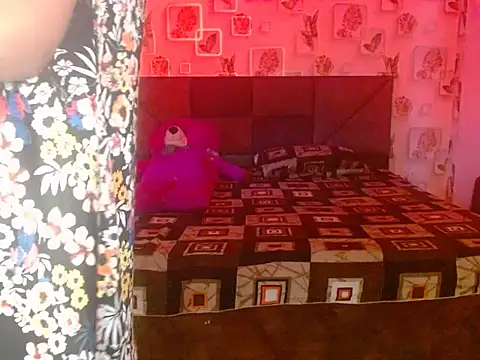 Snapshot of BABY_RANI_ chatting on October 6, 8:31 am BABY RANI online show from October 6, 8:31 am