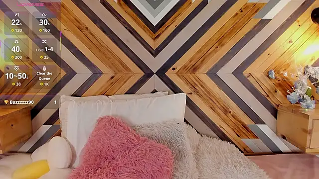 ZairaVanCleef online show from March 4, 7:53 pm