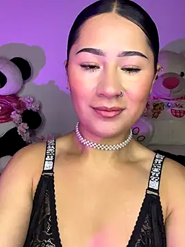 Snapshot of evelyn_ch_ chatting on October 2, 10:42 am evelyn ch online show from October 2, 10:42 am