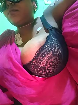 Snapshot of Dassing_strip_couple chatting on October 16, 9:39 pm Dassing strip couple online show from October 16, 9:39 pm