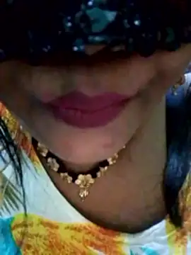 Dassing strip couple online show from December 18, 10:25 pm