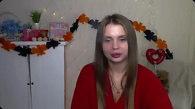 Snapshot of OceanicDawn chatting on October 7, 10:08 am OceanicDawn online show from October 7, 10:08 am