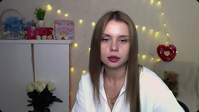 Snapshot of OceanicDawn chatting on September 23, 6:55 am OceanicDawn online show from September 23, 6:55 am