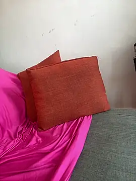 PrettyNina77 online show from March 7, 11:50 am