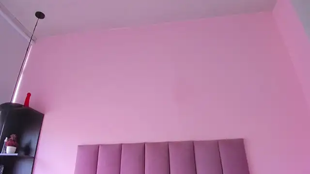 Snapshot of violet_myerrs chatting on September 24, 1:21 pm violet myerrs online show from September 24, 1:21 pm