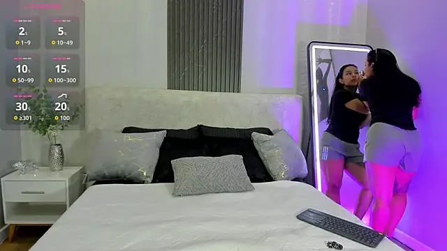 zoe martins  online show from July 23, 5:32 pm