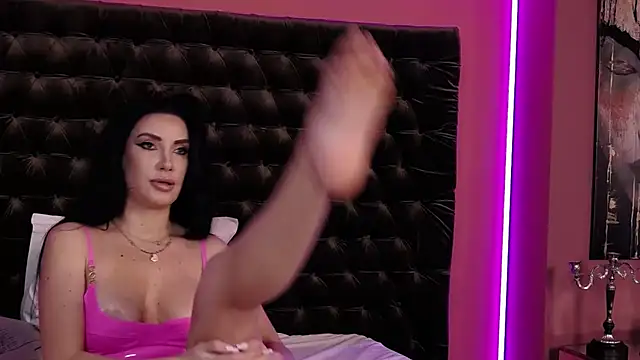 StephanyMillan online show from January 7, 7:12 am