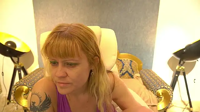 BellaLaPetit online show from June 7, 12:56 pm