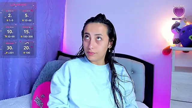 my aleja  online show from April 21, 8:54 am