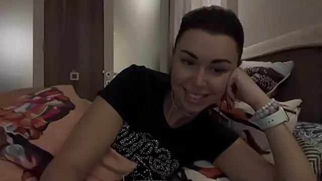 Gilin1 online show from October 20, 8:23 pm