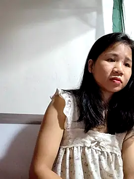 Snapshot of Maria2299 chatting on October 13, 5:15 pm Maria2299 online show from October 13, 5:15 pm