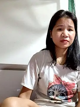Snapshot of Maria2299 chatting on October 8, 5:56 am Maria2299 online show from October 8, 5:56 am