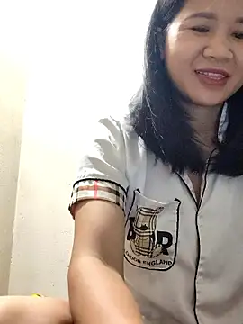 Snapshot of Maria2299 chatting on September 21, 7:23 pm Maria2299 online show from September 21, 7:23 pm