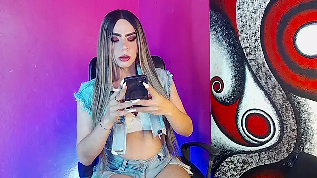 Snapshot of Valentina_Shine chatting on September 11, 2:23 am Valentina Shine online show from September 11, 2:23 am